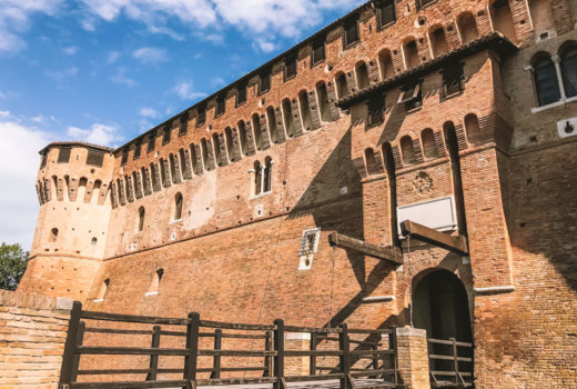 Cosa vedere al Castello di Gradara, non solo i bambini sognano i cavalieri