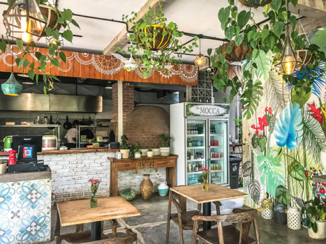 Café per nomadi digitali a Canggu, Bali